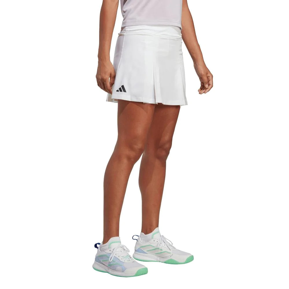 Reusachtig strottenhoofd Kampioenschap adidas Women's Club Pleated Skirt (White) | RacquetGuys